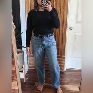 Et Clet Ribbed Longsleeve Crew Crop Top. Size M